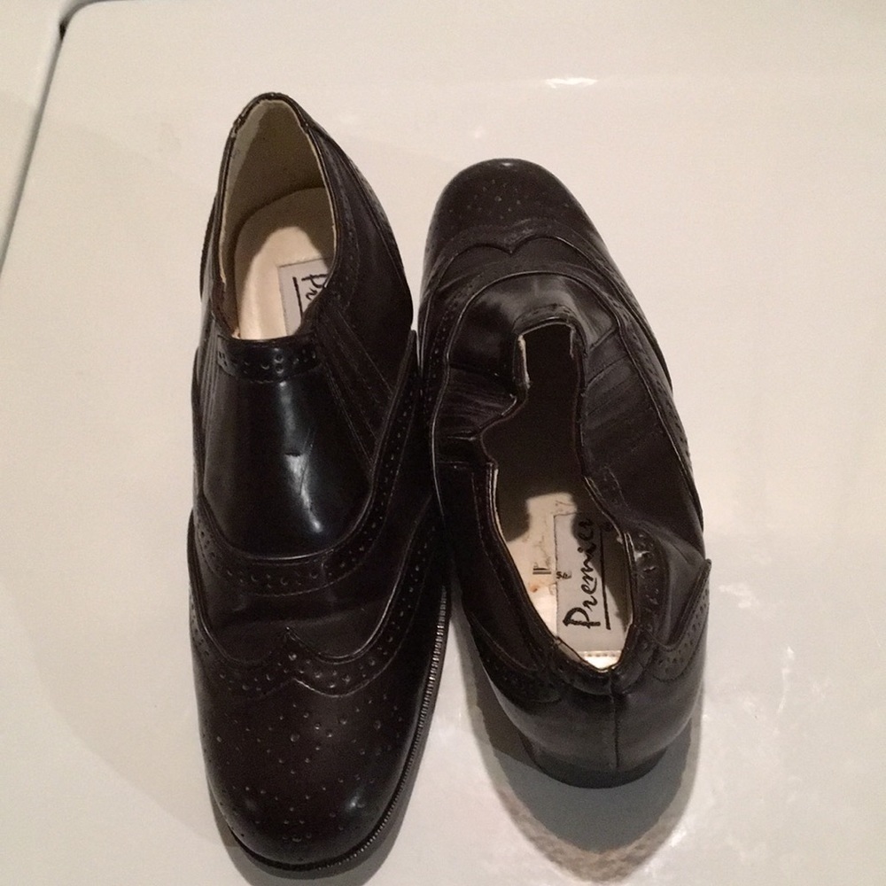 Shoes - Picture 4 of 7